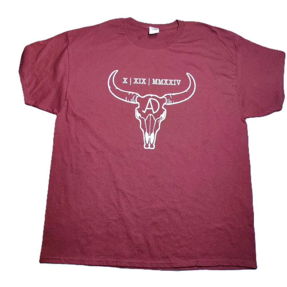 Hanes Graphic T-Shirt XL Maroon Bull Skull Roman Numerals 100% Cotton